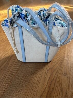 LC Lauren Conrad Cream Canvas Tote with Light Blue Trim and Floral Drawstring